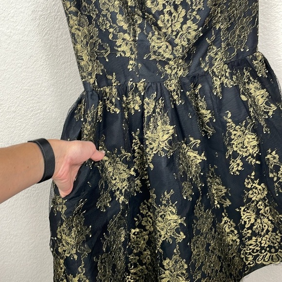 ML Monique L’huillier Gold Black Lace Fit Flare Mini Dress Party Birthday Sz 8 - Picture 4 of 12